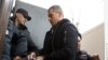 "Многие были в шоке, в том числе чиновники". Главред The Bell о деле против миллиардеров Магомедовых